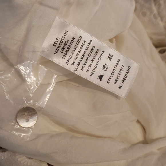 Pinkblush white scalloped maternity dress - Picture 6 of 9